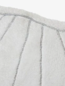 Grand Tapis En Fourrure Coquillage SOUS L'OCÉAN Ecru - Vertbaudet -Boutique Bébé grand tapis en fourrure coquillage sous locean 4