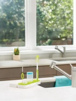 Trip Egouttoir De Voyage - Boon Blanc - Boon -Boutique Bébé trip egouttoir de voyage boon 3